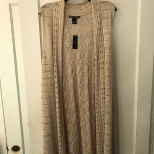 Beige knit crochet duster